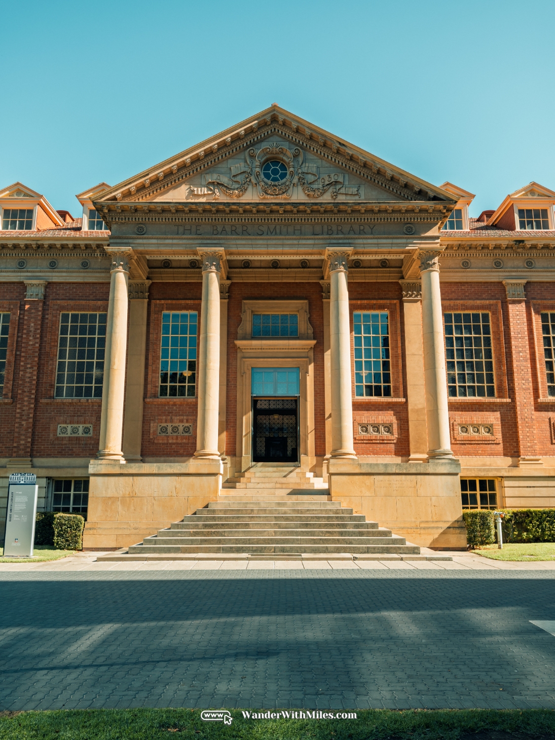 巴尔史密斯图书馆