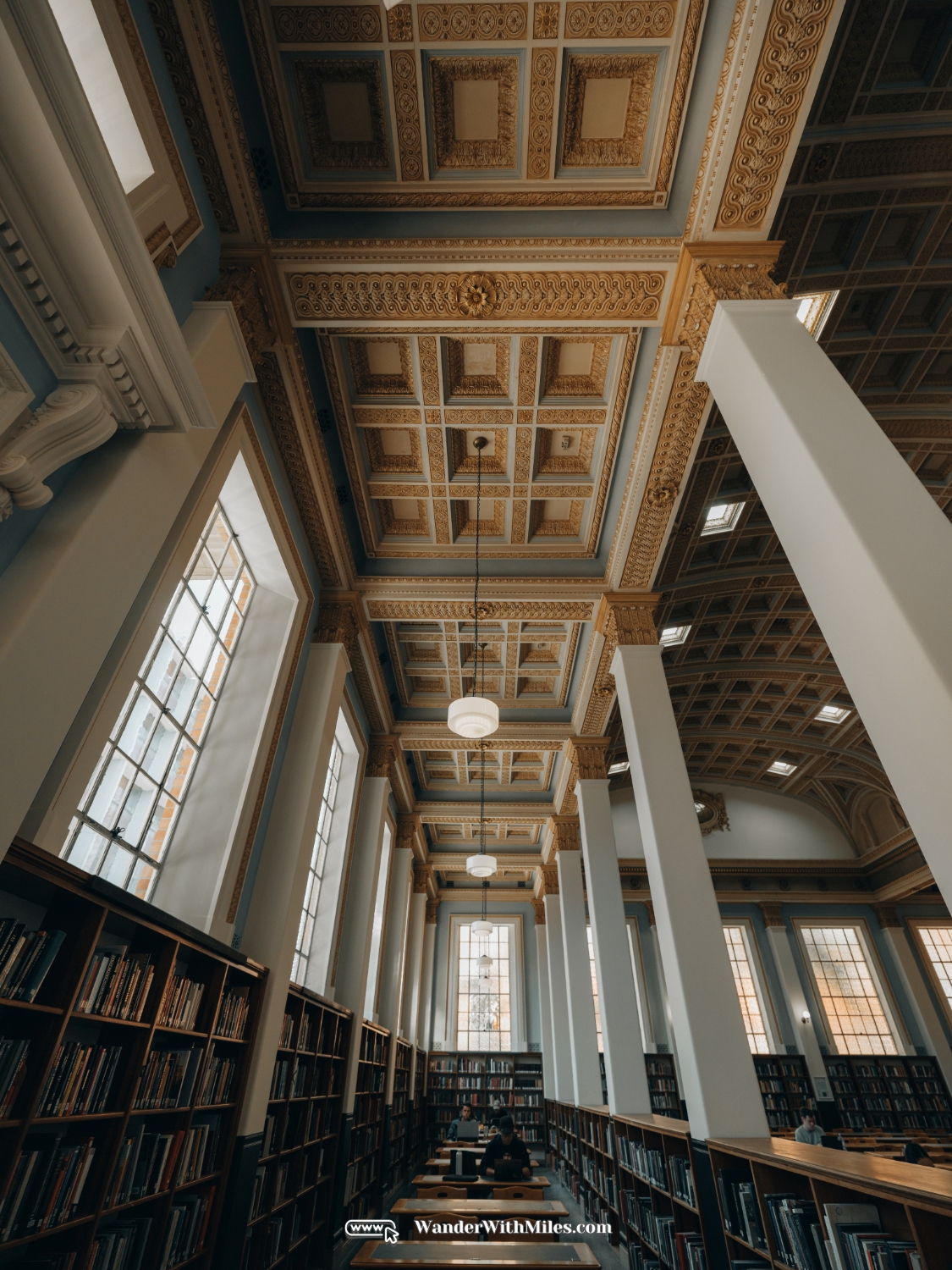 巴尔史密斯图书馆