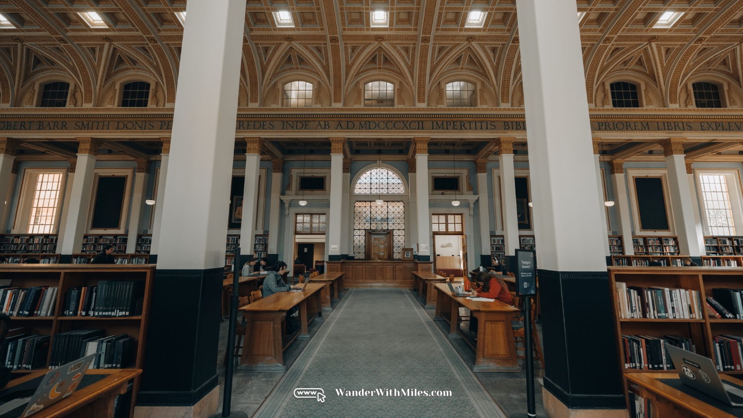 巴尔史密斯图书馆